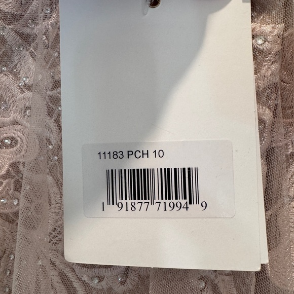 BRAND NEW Mac Duggal- pink size 10 Lace Gown - Picture 11 of 11